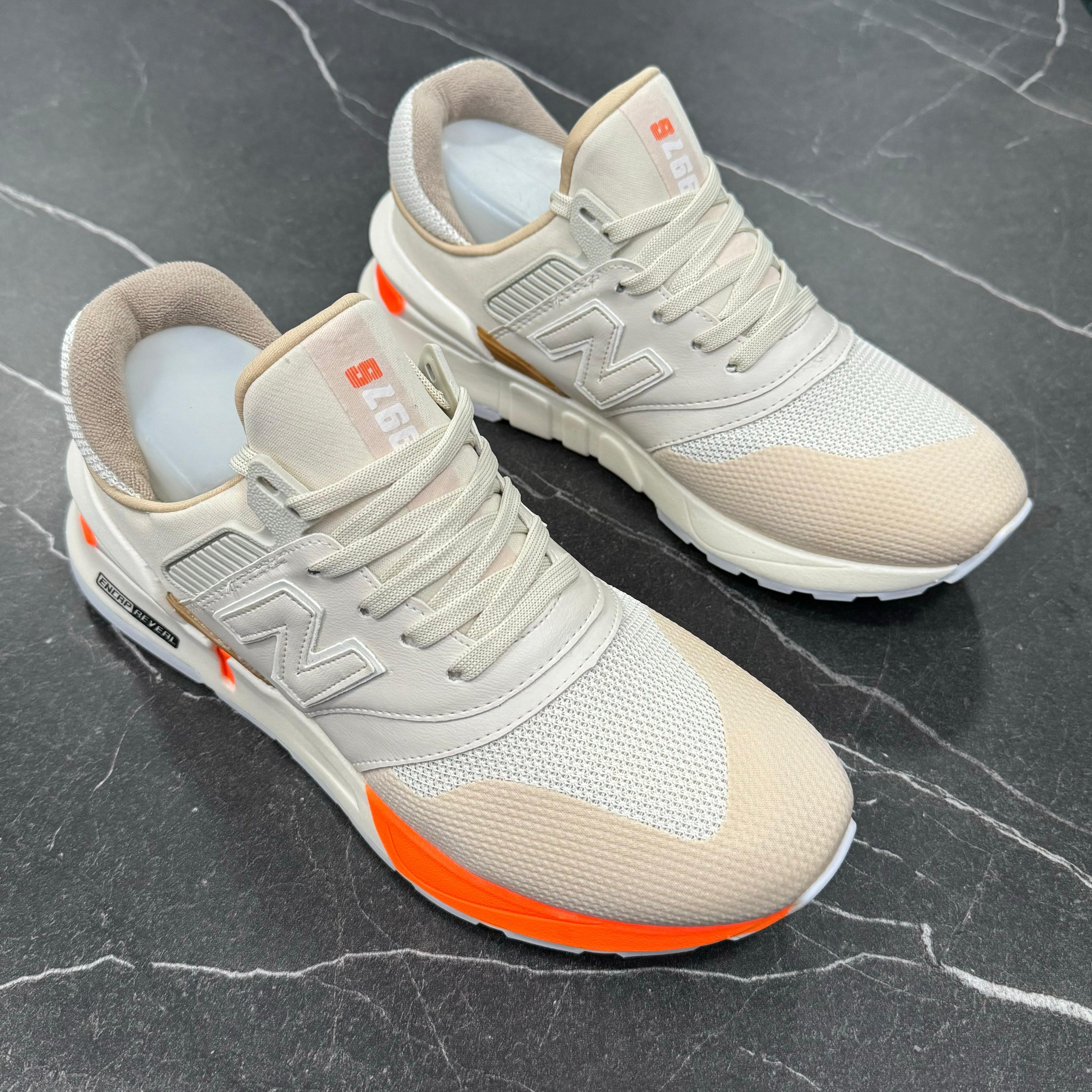 New Balance 997s White - Zip Tênis