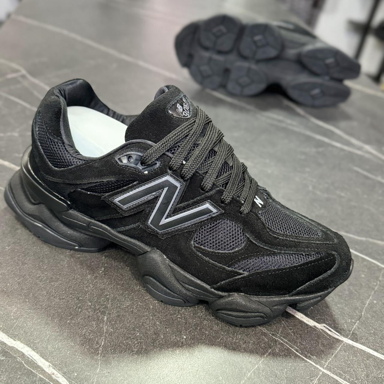 New Balance 9060 Black - Zip Tênis