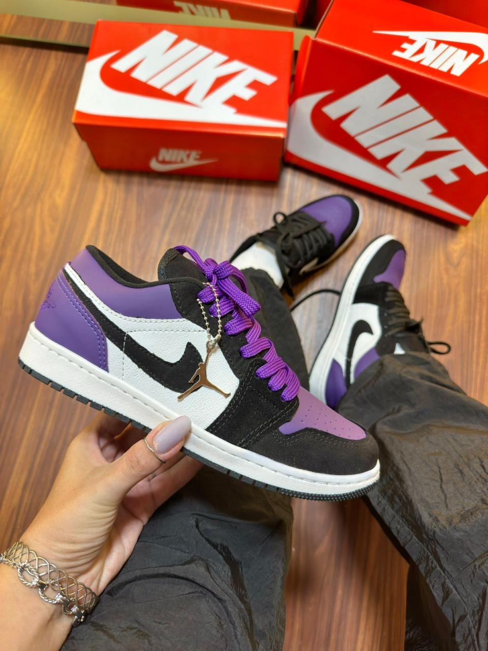 Air Jordan Low Purple - Zip Tênis