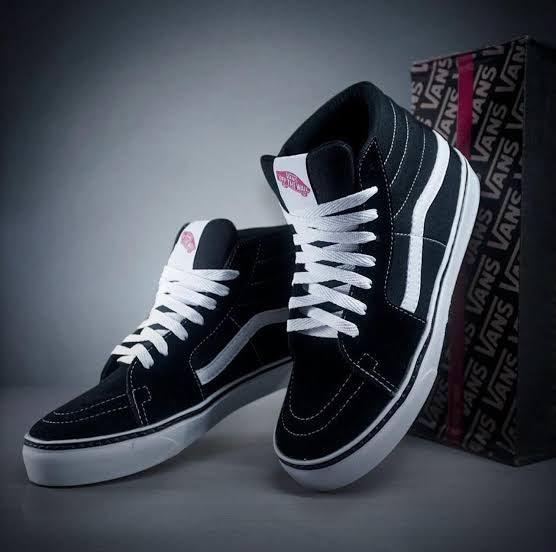 Vans SK8-HI Black/White - Zip Tênis