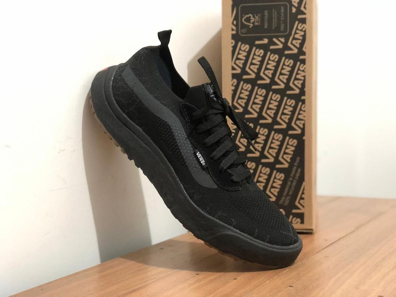 Vans Knu Skool All Black - Zip Tênis